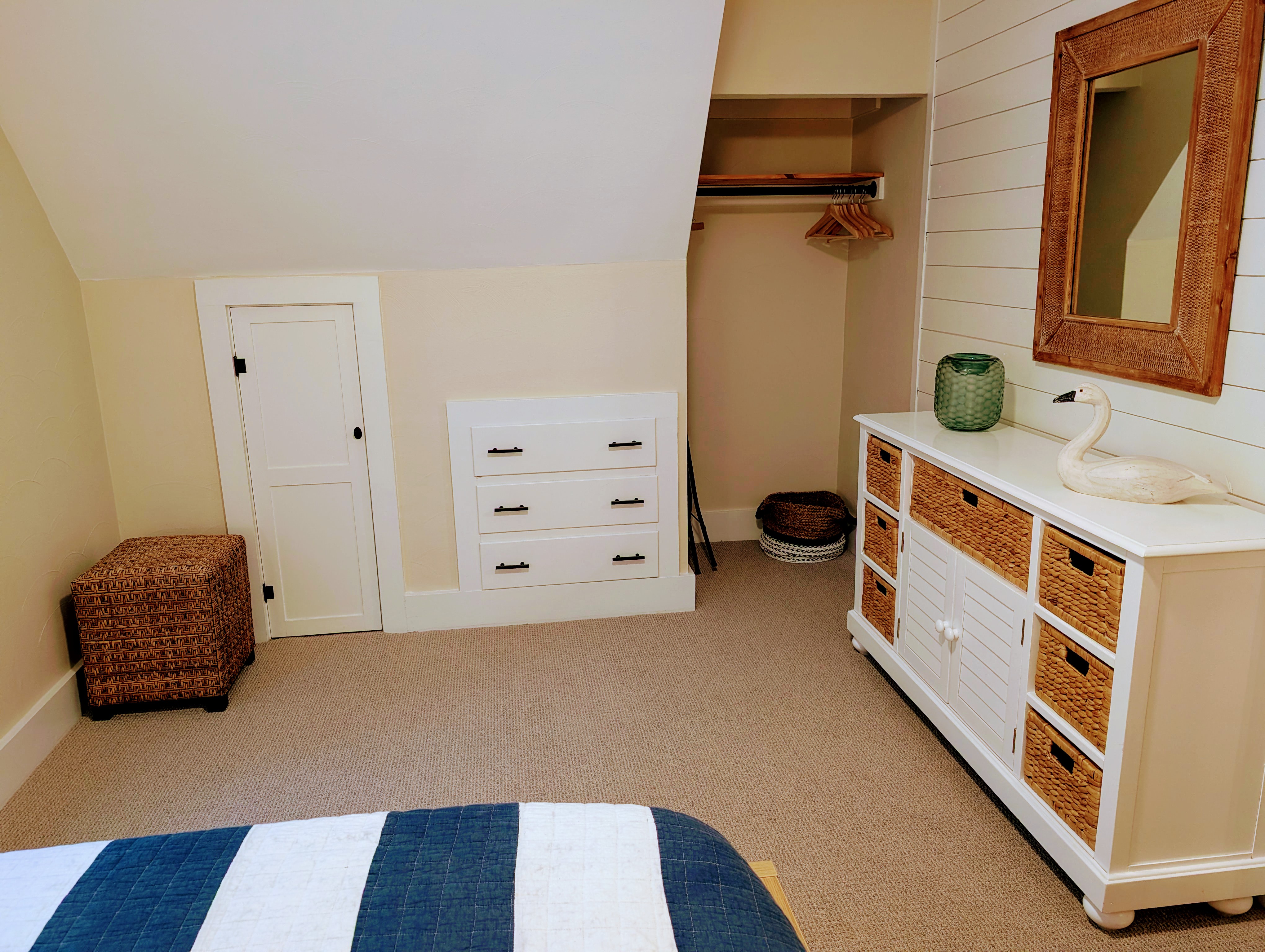 2nd Floor - Second Bedroom Photo